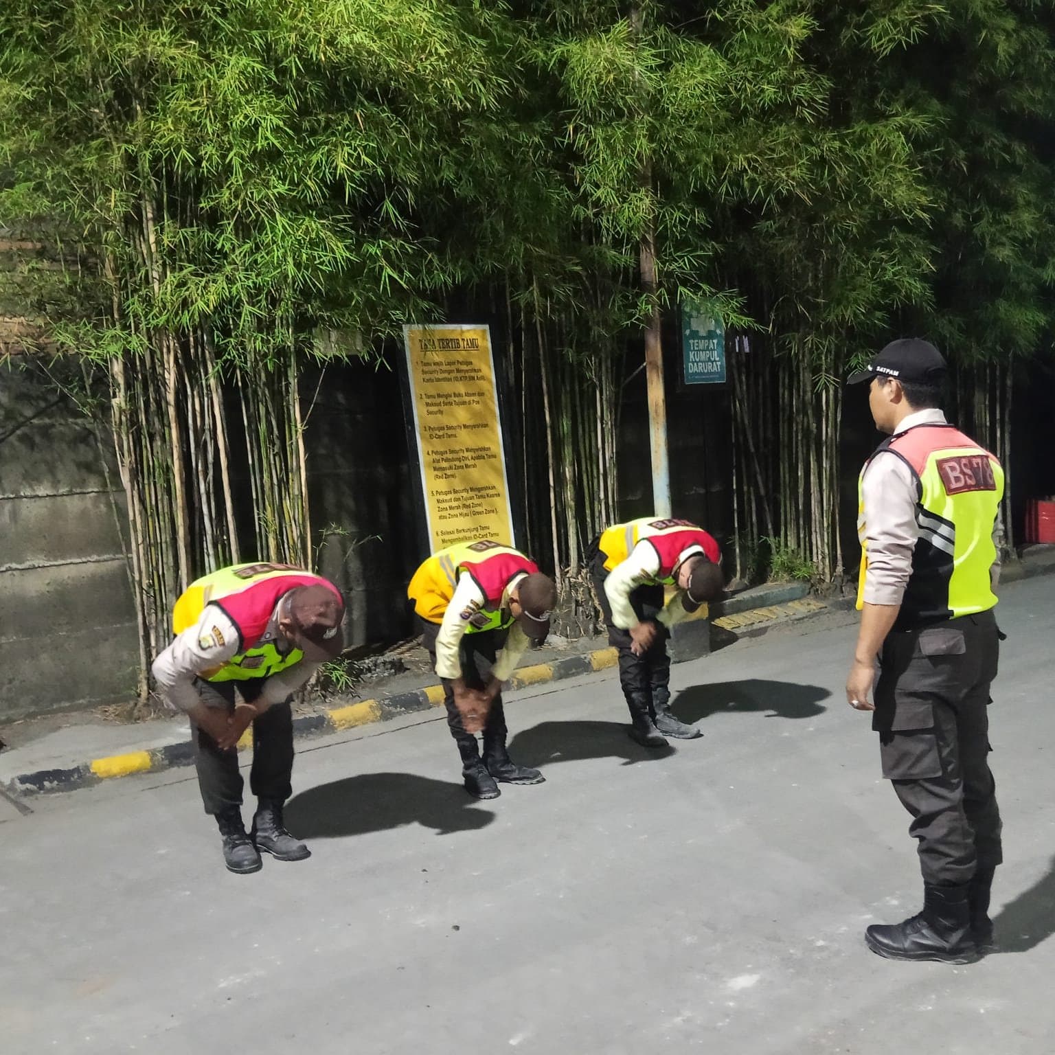 Pembinaan fisik personel